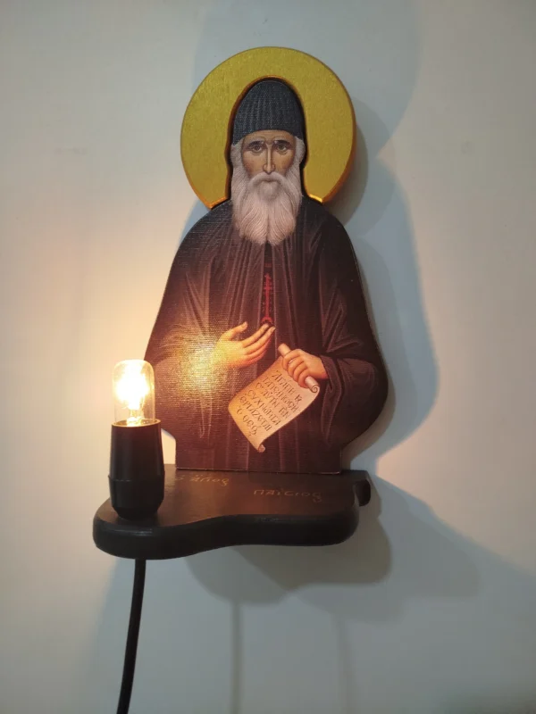 Χειροποίητη εικόνα Αγίου με ενσωματωμένο ηλεκτρικό λαμπάκι νυκτός, ύψος 25 εκατοστά.
